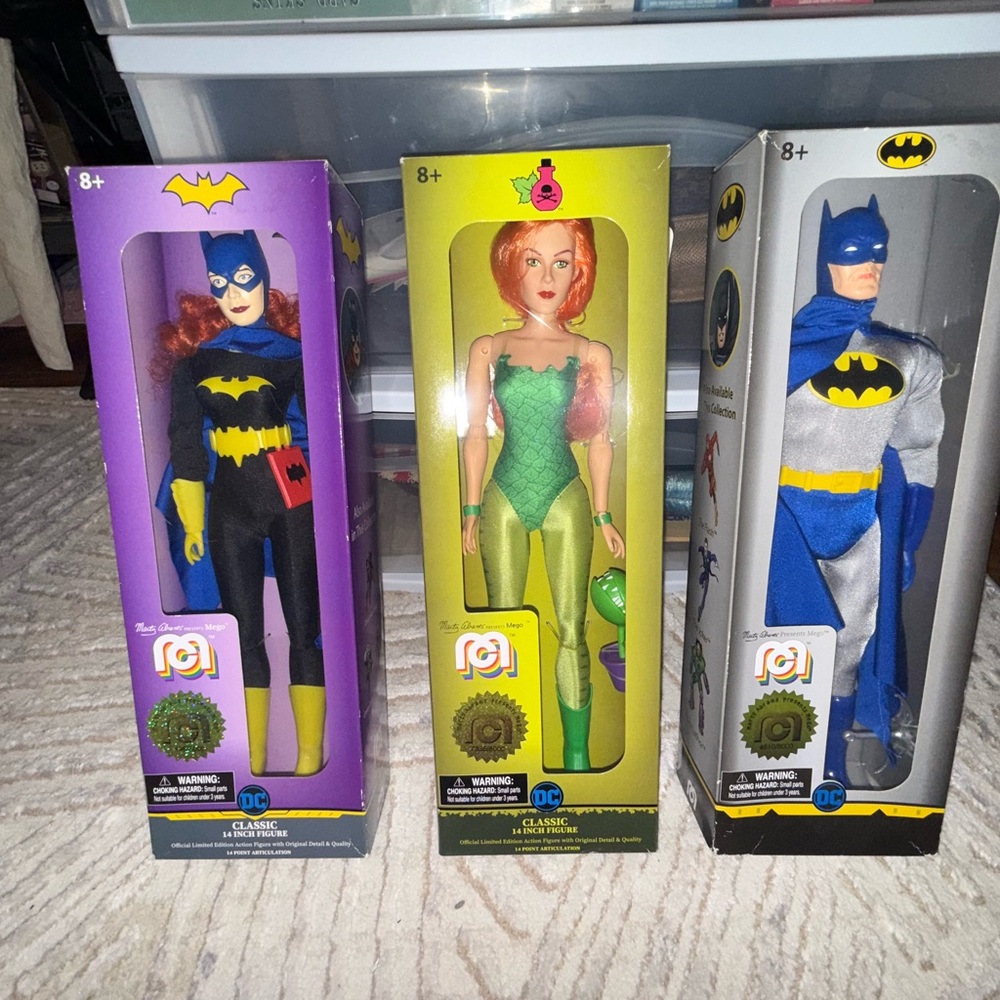 DC Classic Action Figures Set - Picture 1 of 4